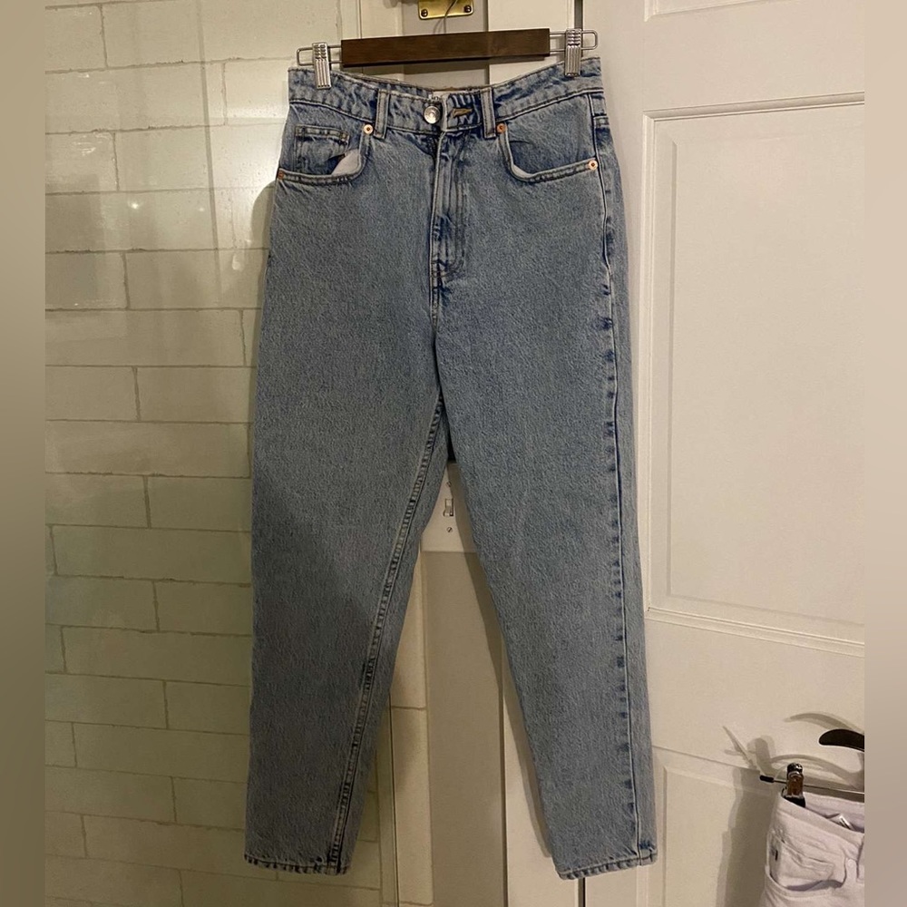Blue Zara straight leg jeans